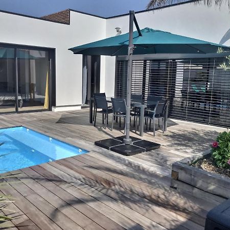 Villa Exceptionnelle Piscine Et Jardin Prive Sejour Haut De Gamme Proche La Rochelle Sainte-Soulle エクステリア 写真