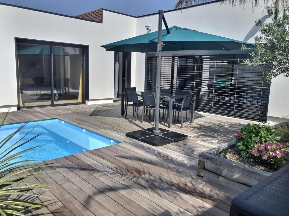 Villa Exceptionnelle Piscine Et Jardin Prive Sejour Haut De Gamme Proche La Rochelle Sainte-Soulle エクステリア 写真