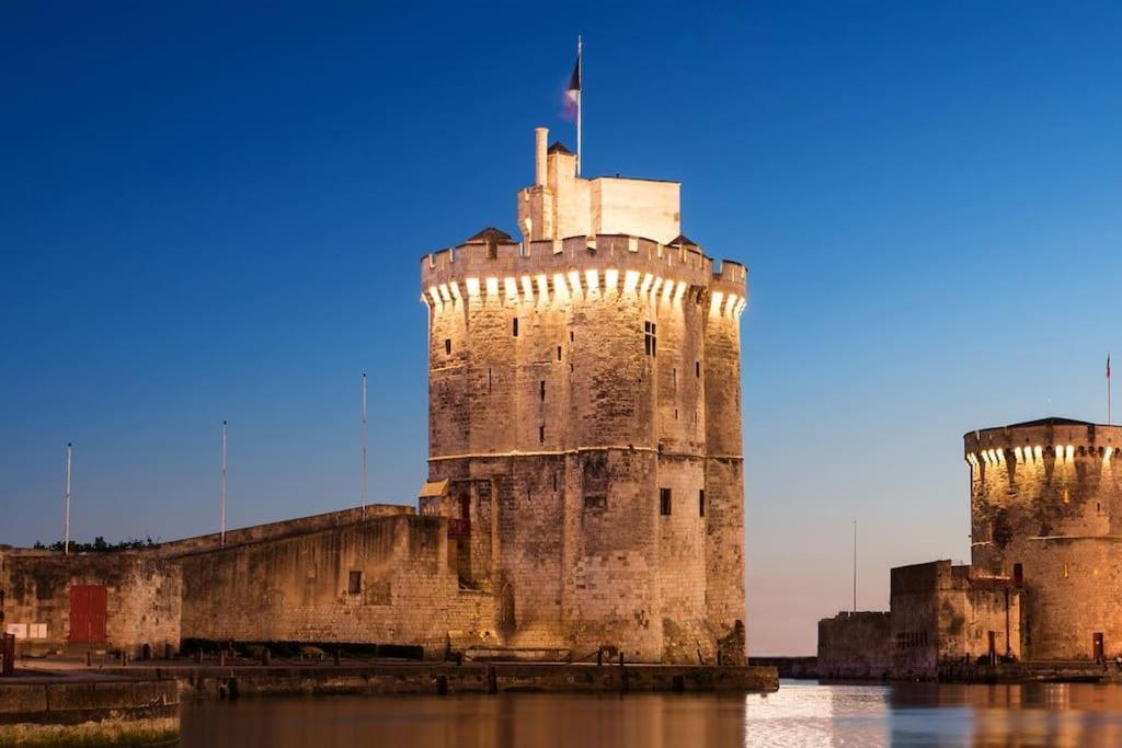 Villa Exceptionnelle Piscine Et Jardin Prive Sejour Haut De Gamme Proche La Rochelle Sainte-Soulle エクステリア 写真