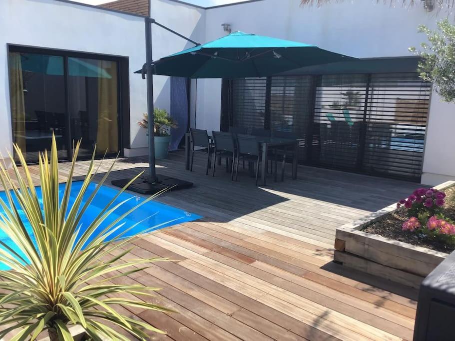 Villa Exceptionnelle Piscine Et Jardin Prive Sejour Haut De Gamme Proche La Rochelle Sainte-Soulle エクステリア 写真